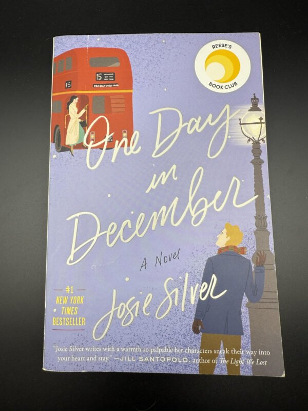 One Day in December: Reese's Book Club: A Novel