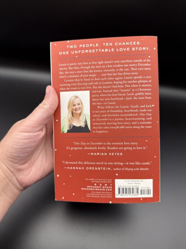 One Day in December: Reese's Book Club: A Novel - Image 3