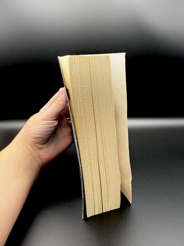 Allegiant (Divergent Trilogy) - Image 6
