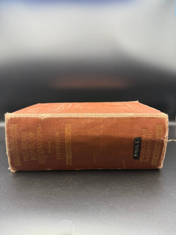 The Home Book of Quotations Classical and Modern (Hardcover)